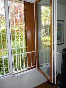 Fenêtre PVC bicolore Faux bois - Blanc